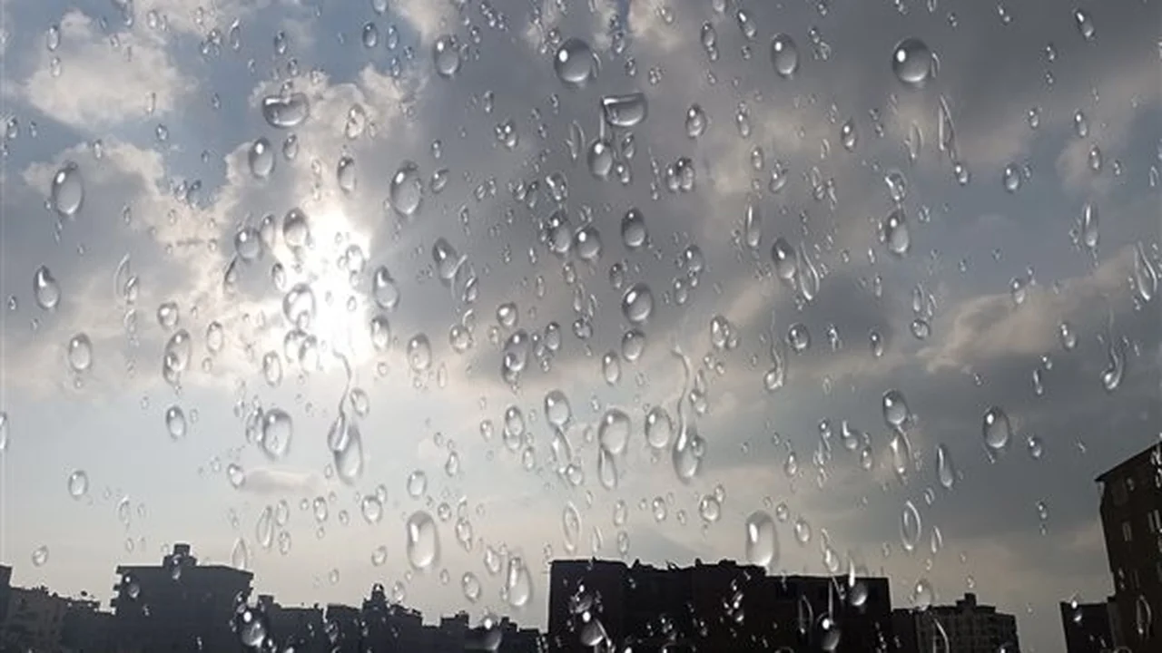 تقلبات جوية مفاجئة تضرب السواحل مع انخفاض درجات الحرارة وعودة برد مارس